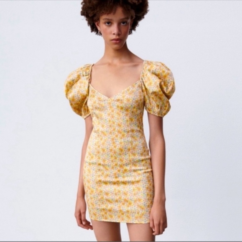 Zara Blogger Favorite Satin Effect Floral Dress Size M